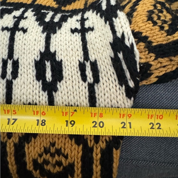 VTG 70’s Hand Knit Crochet Geometric Nordic Fair Isle Pullover Aztec Sweater Med - Picture 7 of 8